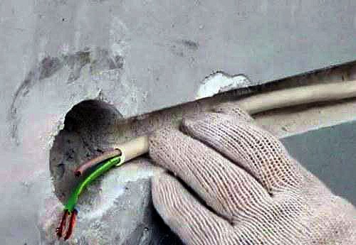 kabel-v-shtrobe